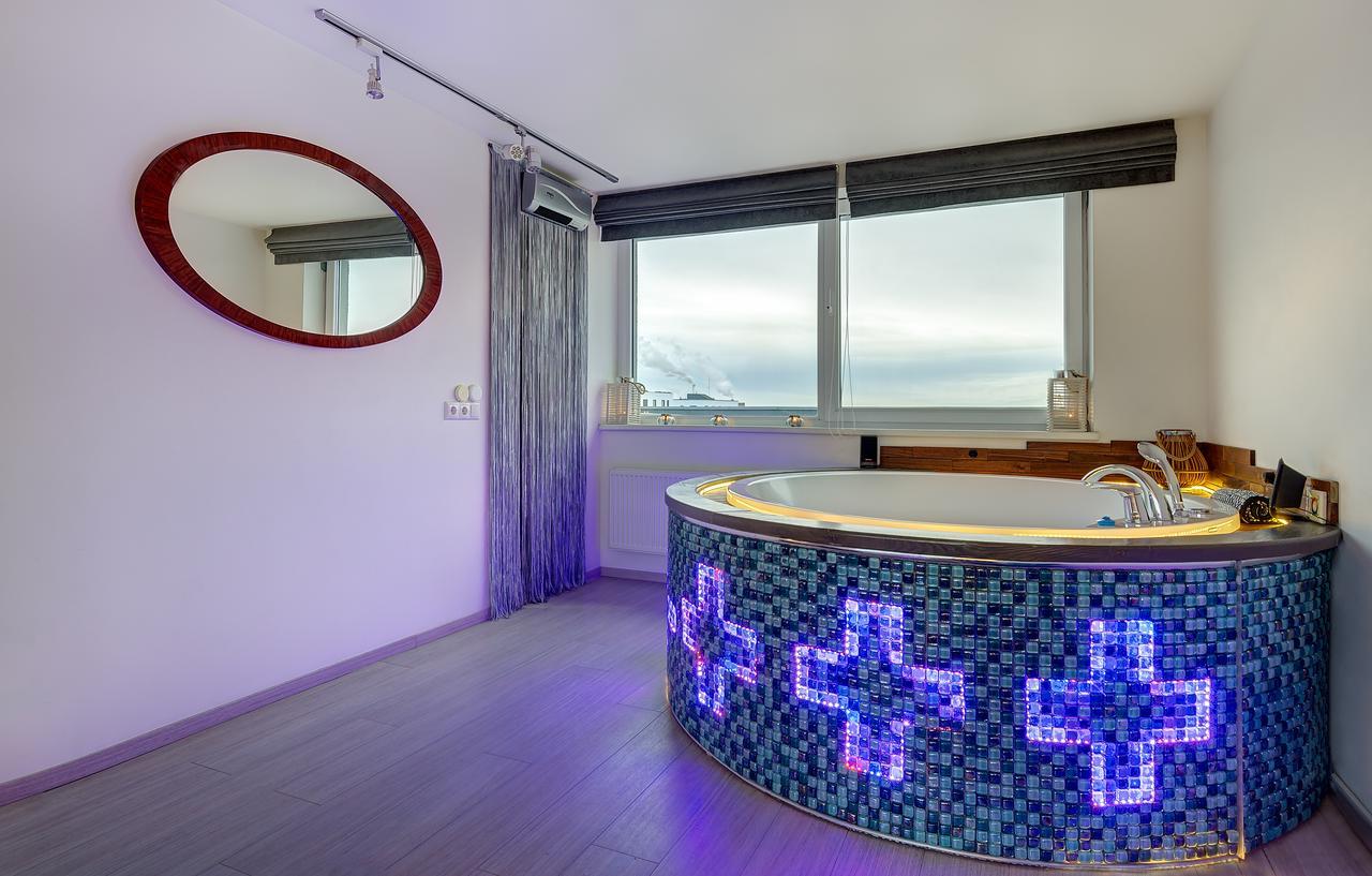 June Street Spa Apartments Аеропорт Вільнюс Екстер'єр фото